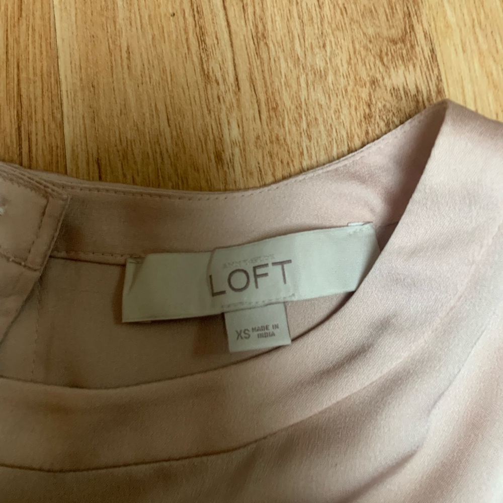 Loft champagne pink button back blouse - Picture 2 of 3